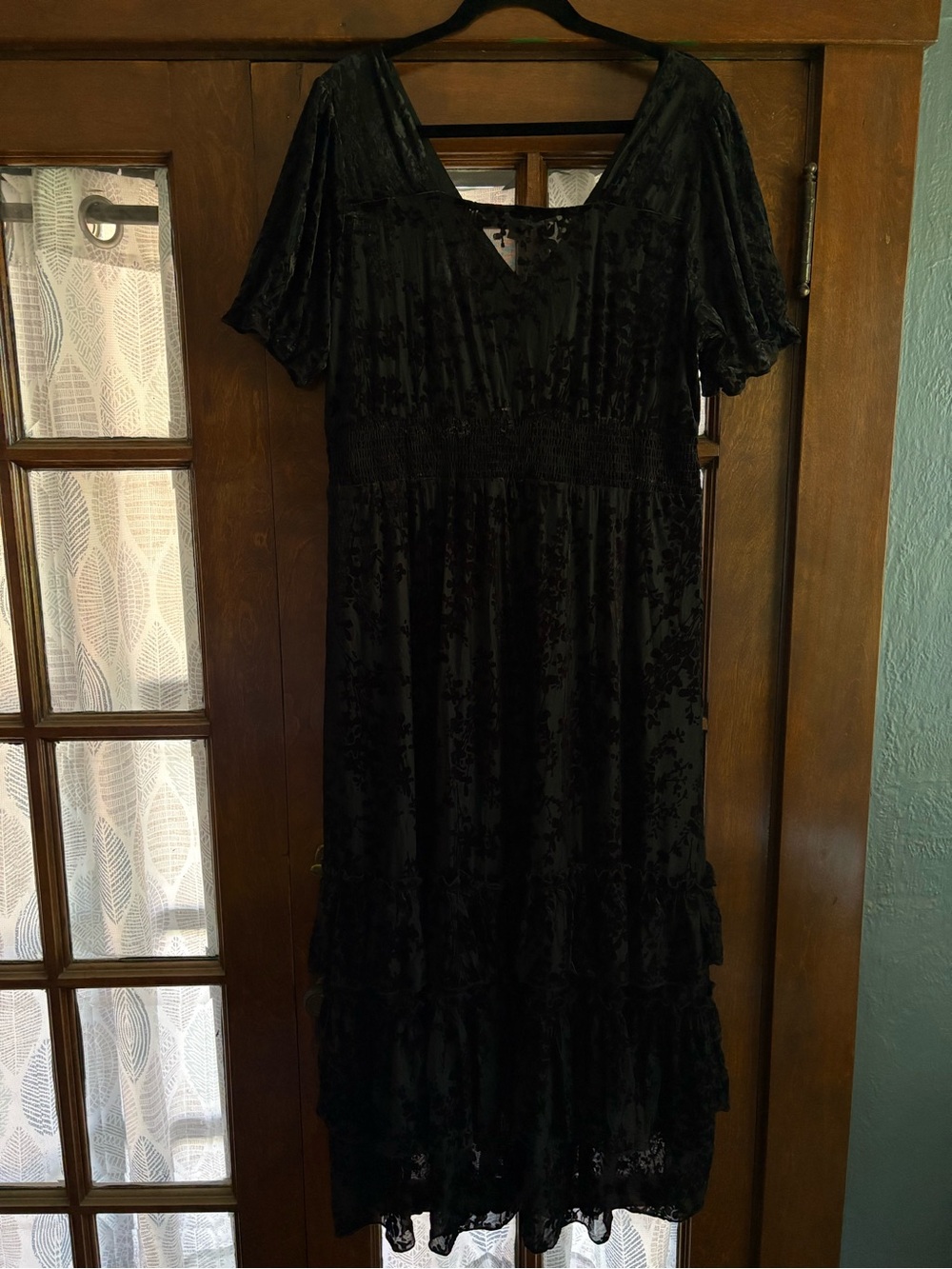 NWT Disturbia Lilias Devoré Tiered Maxi Dress Black Floral Velvet Burnout US 14 - Picture 11 of 16